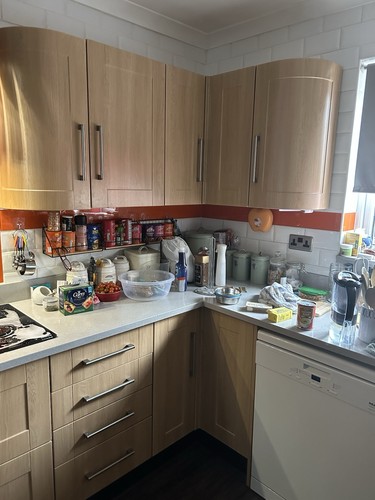 Howdens kitchen doors and