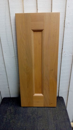 Solid light oak shaker kitchen - oak,
