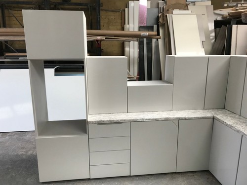 Budget mid sheen - sheen, gloss