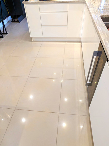 White high gloss pull - gloss, j