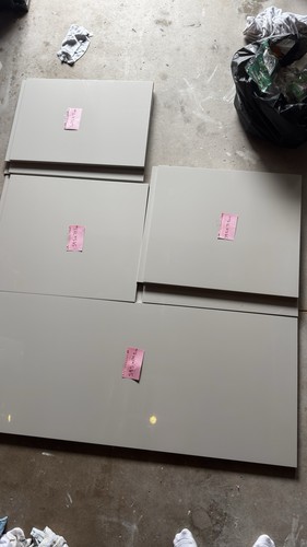 Job lot howdens - lot, gloss
